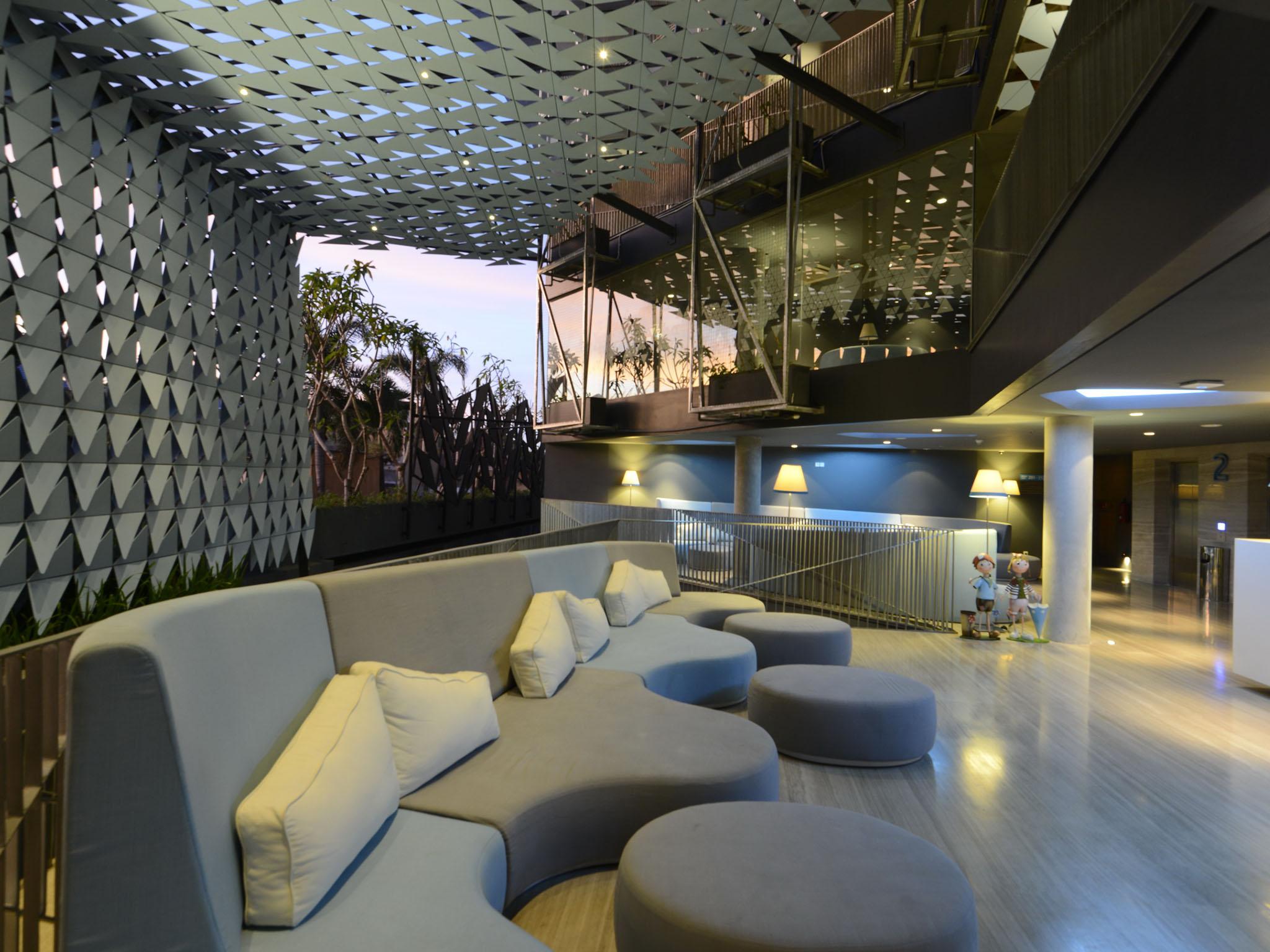 Ize Seminyak By Lifestyleretreats Hotel Exterior foto